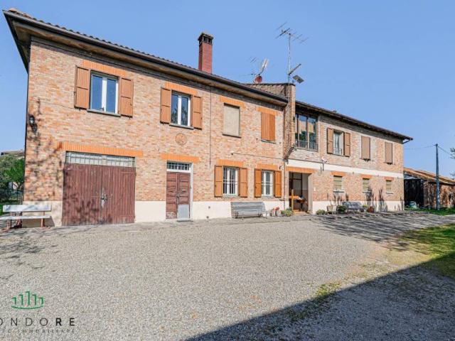 Villa bifamiliare in vendita ad Anzola dell'Emilia via Pierino Turrini