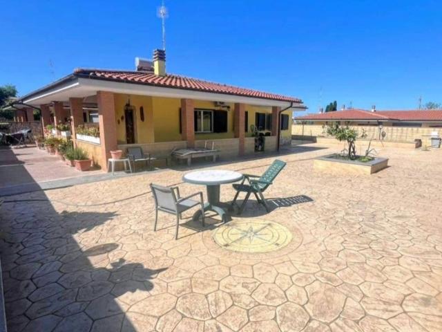 Villa bifamiliare in vendita ad Anzio via della Fornace, 139, Cocchino