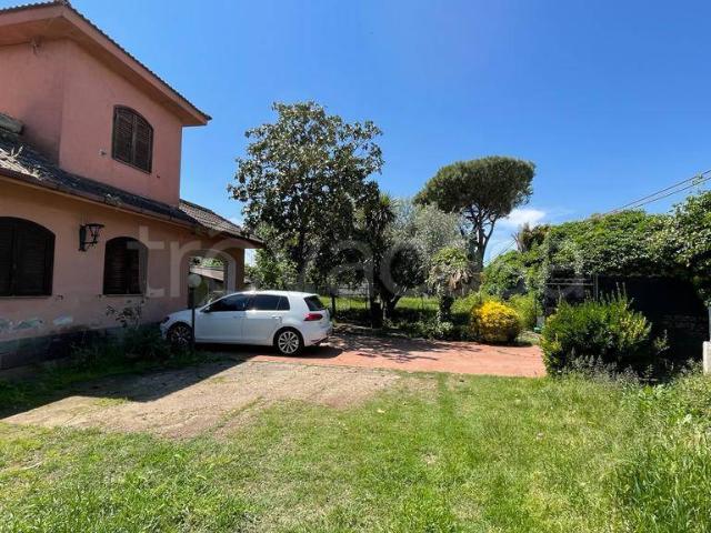 Villa bifamiliare in vendita ad Ardea via Baia della Rugiada, Banditella