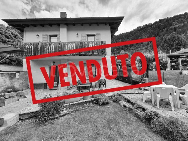 Villa bifamiliare in vendita ad Arta Terme via Fontana, 2B