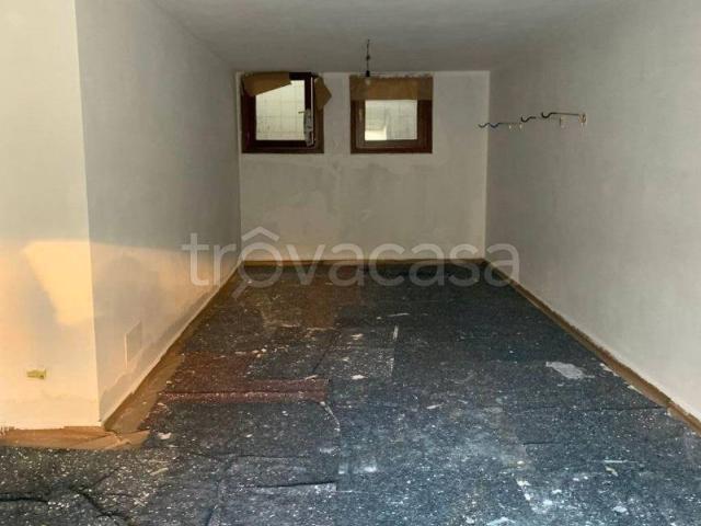 Villa Bifamiliare in affitto a Caldogno, non arredato/vuoto, giardino privato, box TrovaCasa