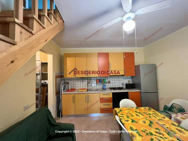 Villa Bifamiliare in affitto a Campofelice di Roccella contrada Pistavecchia, arredato, posto auto, terrazzo TrovaCasa