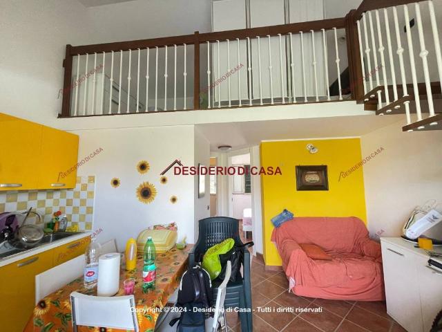 Villa Bifamiliare in affitto a Campofelice di Roccella viale delle Tribune, 9, non arredato/vuoto, giardino privato, doppia esposizione TrovaCasa