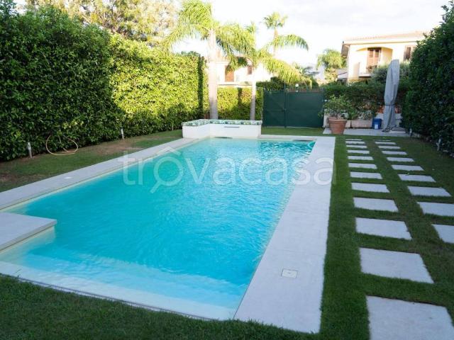 Villa Bifamiliare in affitto a Carini via del Pistacchio, arredato, giardino privato, riscaldamento autonomo TrovaCasa