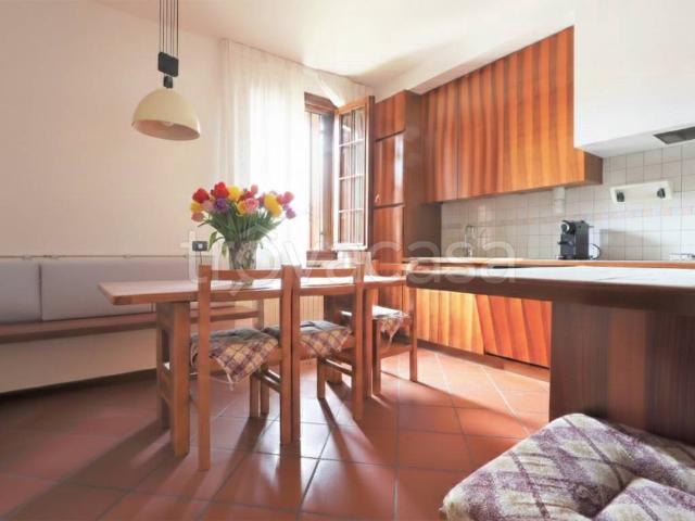 Villa Bifamiliare in affitto a Castegnero via degli Eroi, giardino privato, box, riscaldamento autonomo TrovaCasa