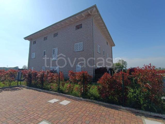 Villa Bifamiliare in affitto a Bologna via Persicetana, arredato, giardino privato, riscaldamento autonomo TrovaCasa