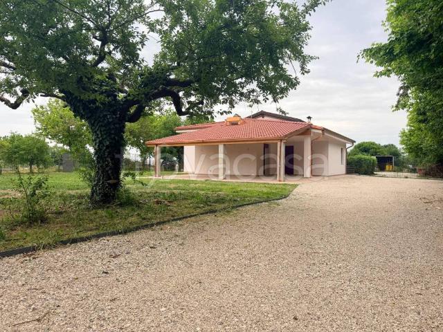 Villa Bifamiliare in affitto a Bolzano Vicentino, giardino privato, terrazzo, nuova costruzione TrovaCasa