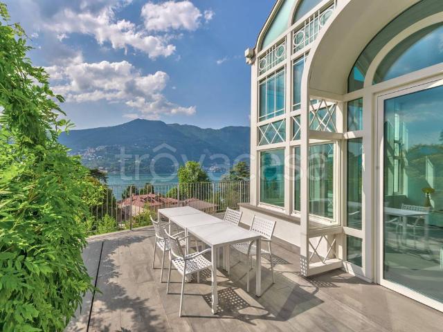 Villa Bifamiliare in affitto a Blevio frazione Girola, 7, giardino privato, terrazzo, nuova costruzione TrovaCasa
