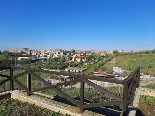 Villa Bifamiliare in affitto a Fonte Nuova via Tor Sant'Antonio, giardino privato, posto auto, terrazzo TrovaCasa