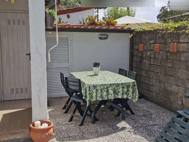 Villa bifamiliare in affitto a forte dei marmi vittoria apuana