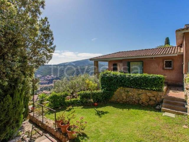 Villa Bifamiliare in affitto a Monte Argentario via della Grotta, 45, arredato, giardino privato, posto auto TrovaCasa