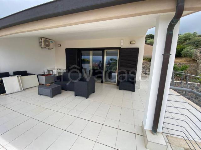 Villa Bifamiliare in affitto a Monte Argentario via Terrarossa, arredato, giardino privato, terrazzo TrovaCasa