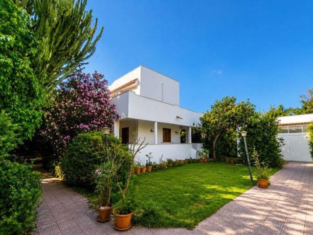 Villa bifamiliare in affitto a Palermo