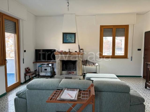 Villa Bifamiliare in affitto a Palermo via Lucrezio, 48, arredato, box, terrazzo TrovaCasa