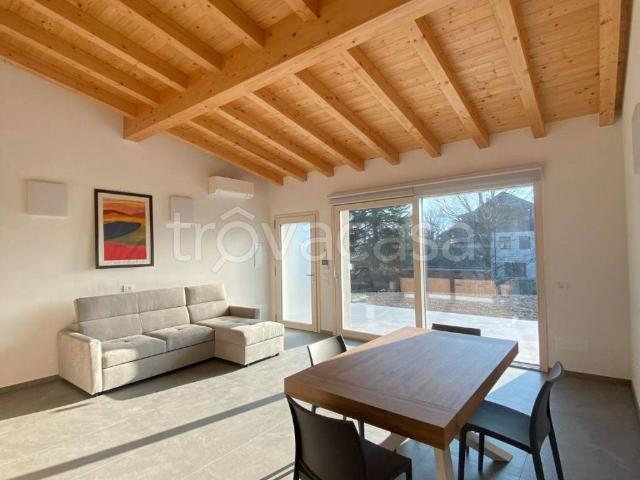 Villa Bifamiliare in affitto a Rovetta via del Lò, 8/a, arredato, terrazzo, nuova costruzione TrovaCasa