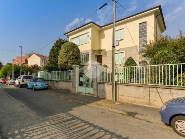 Villa bifamiliare in affitto a Rivoli