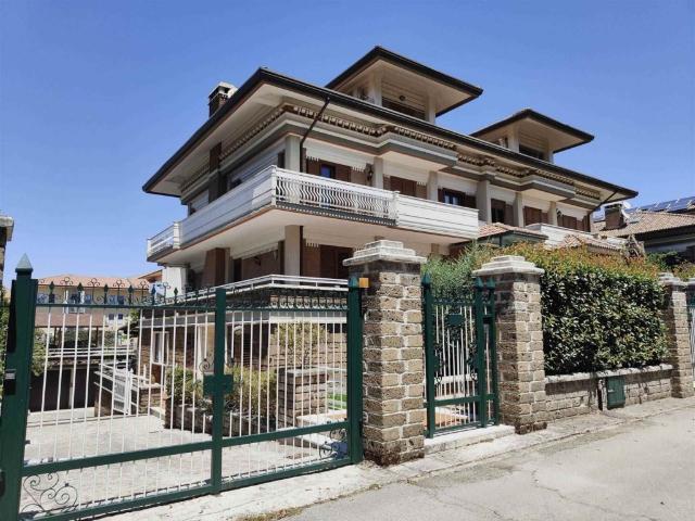 Villa Bifamiliare in affitto ad Avellino contrada archi, arredato, giardino privato, posto auto TrovaCasa