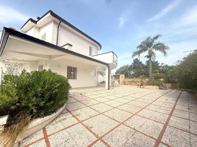 Villa Bifamiliare in affitto ad Altavilla Milicia via Chiesazza Sperone, 13, arredato, giardino privato, terrazzo TrovaCasa