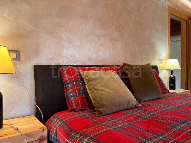 Villa Bifamiliare in affitto ad Asiago via chinchele 8, arredato, giardino privato, posto auto TrovaCasa