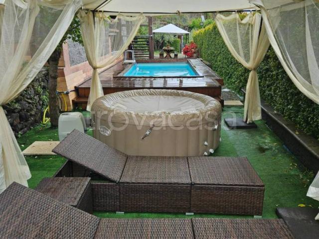 Villa Bifamiliare in in affitto da privato a Trecastagni via dei Castagni, 4, da privato, nuova costruzione, piscina TrovaCasa