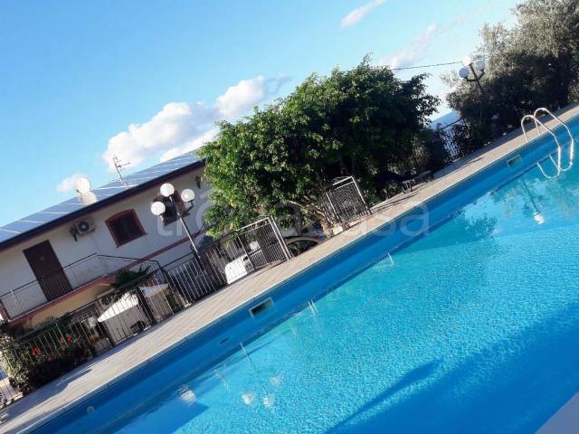 Villa Bifamiliare in in affitto da privato a Caronia contrada Badetta, da privato, vista panoramica, piscina privata TrovaCasa