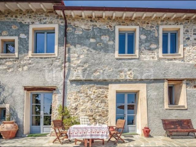 Villa Bifamiliare in in affitto da privato a Fosdinovo via Canepari, da privato, mansarda, lavanderia TrovaCasa
