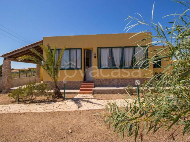 Villa Bifamiliare in in affitto da privato a Lampedusa e Linosa via del Sole, 3, arredato, da privato, spese incluse TrovaCasa