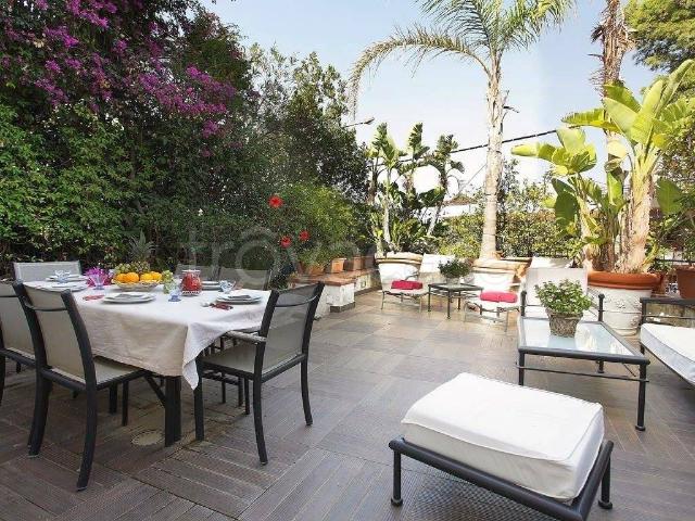 Villa Bifamiliare in in affitto da privato a Palermo via Margherito da Brindisi, 1A, da privato, vista mare, veranda TrovaCasa