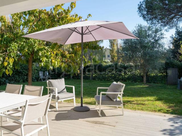 Villa Bifamiliare in in affitto da privato a Roma via Antagora, 15, giardino, da privato, aria condizionata TrovaCasa