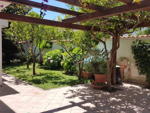 Villa Bifamiliare in in affitto da privato a San Felice Circeo via Roma, 280, giardino, posto auto, da privato TrovaCasa