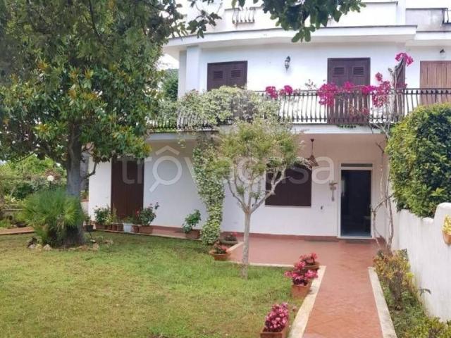 Villa Bifamiliare in in affitto da privato a San Felice Circeo viale Alcide De Gasperi, giardino, posto auto, terrazzo TrovaCasa