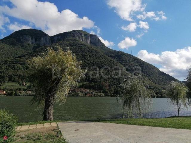 Villa Bifamiliare in in affitto da privato a Spinone al Lago via alla Fonte, 18, arredato, giardino, posto auto TrovaCasa