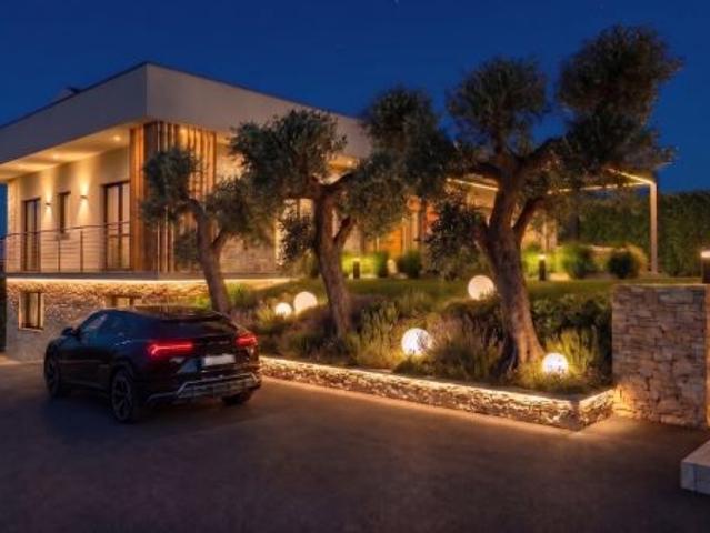 Villa bifamiliare nuova costruzione