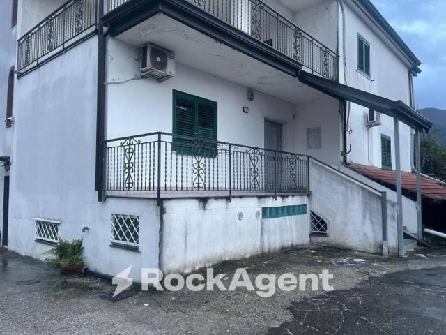 Villa BILOCALE in affitto a Angri Sa