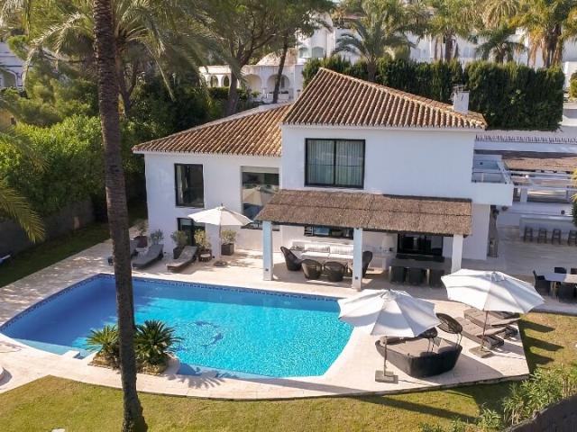 Villa Blasco – Luxury Villa to Rent in Las Brisas, Marbella