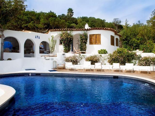 Villa Blue con piscina e vista mare, Porto Cervo Sardegna 200m² Olbia