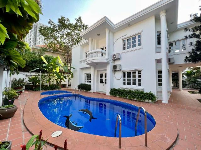 Villa cao cấp ngay Thảo Điền đang trống sẵn, 539m2, 5PN có hồ bơi riêng, chỉ 5000$