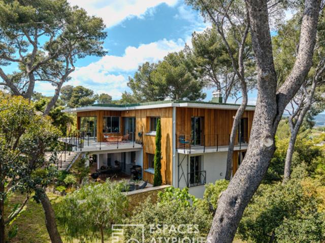 Villa californienne rénovée, havre d'élégance à deux pas des plages