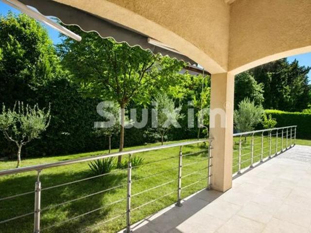 VILLA CALME ET SANS VIS À VIS