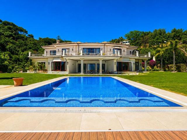Villa / Chalet de 1079 m2 en venta en Benahavís, Andalucía