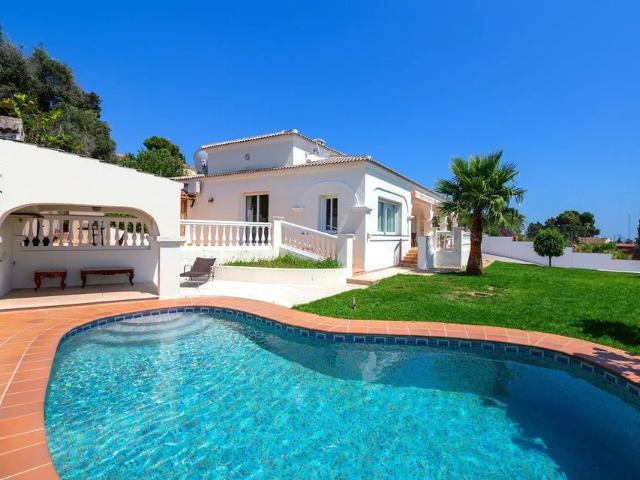 Villa / Chalet de 1300 m2 en alquiler en The Golden Mile, Marbella, Andalucía