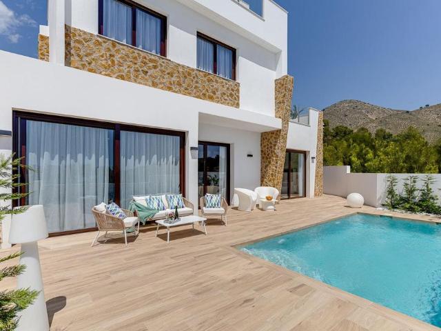 Exclusiva Villa / Chalet de 107 m2 en venta en Finestrat, España
