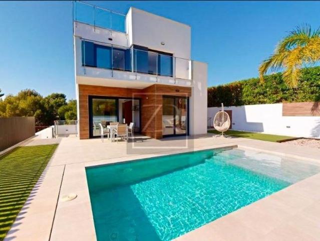 Villa / Chalet de 141 m2 en venta en la Nucia, España