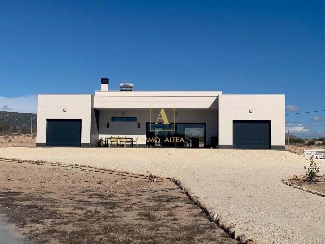 Villa / Chalet de 165 m2 en venta en Alicante, España