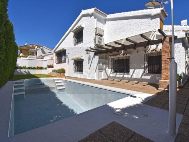 Villa / Chalet de 173 m2 en venta en Fuengirola, Andalucía