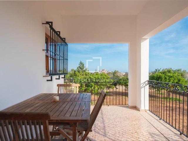 Villa / Chalet de 195 m2 en venta en Ibiza, España