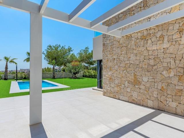 Exclusiva Villa / Chalet de 208 m2 en venta en Pilar de la Horadada, Comunidad Valenciana