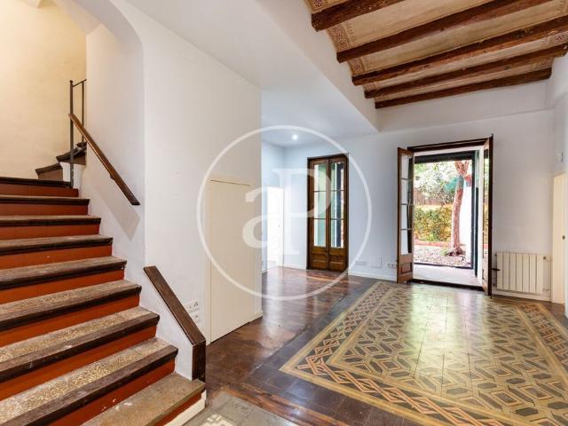 Villa / Chalet de 214 m2 en venta en Barcelona, España