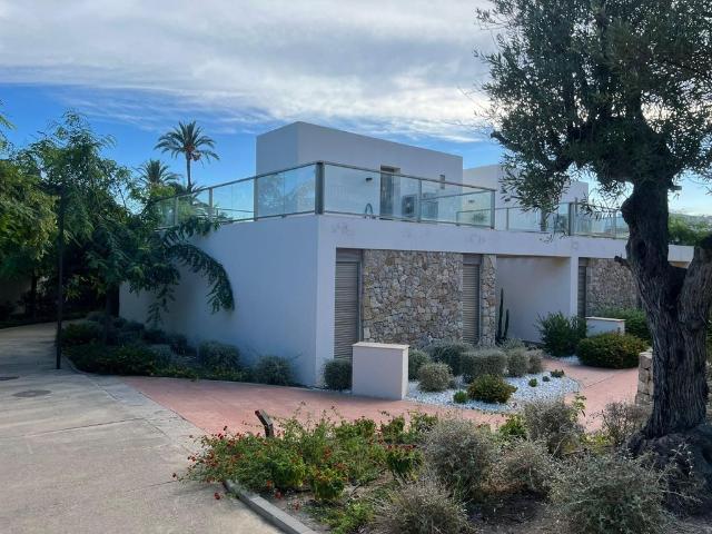 Villa / Chalet de 237 m2 en venta en Villajoyosa, Comunidad Valenciana