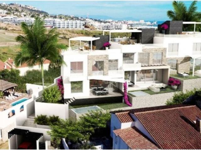 Villa / Chalet de 233 m2 en venta en Fuengirola, Andalucía